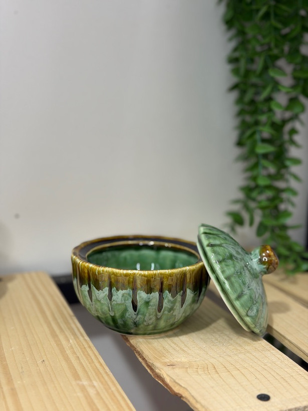 قندان سبز شره ای